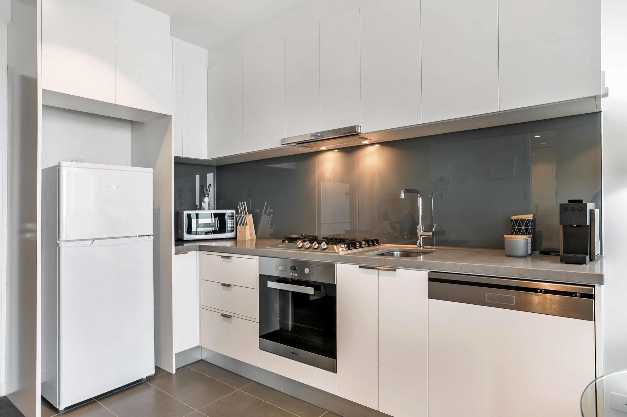 Serviced Apartments Melbourne - Platinum Esterno foto