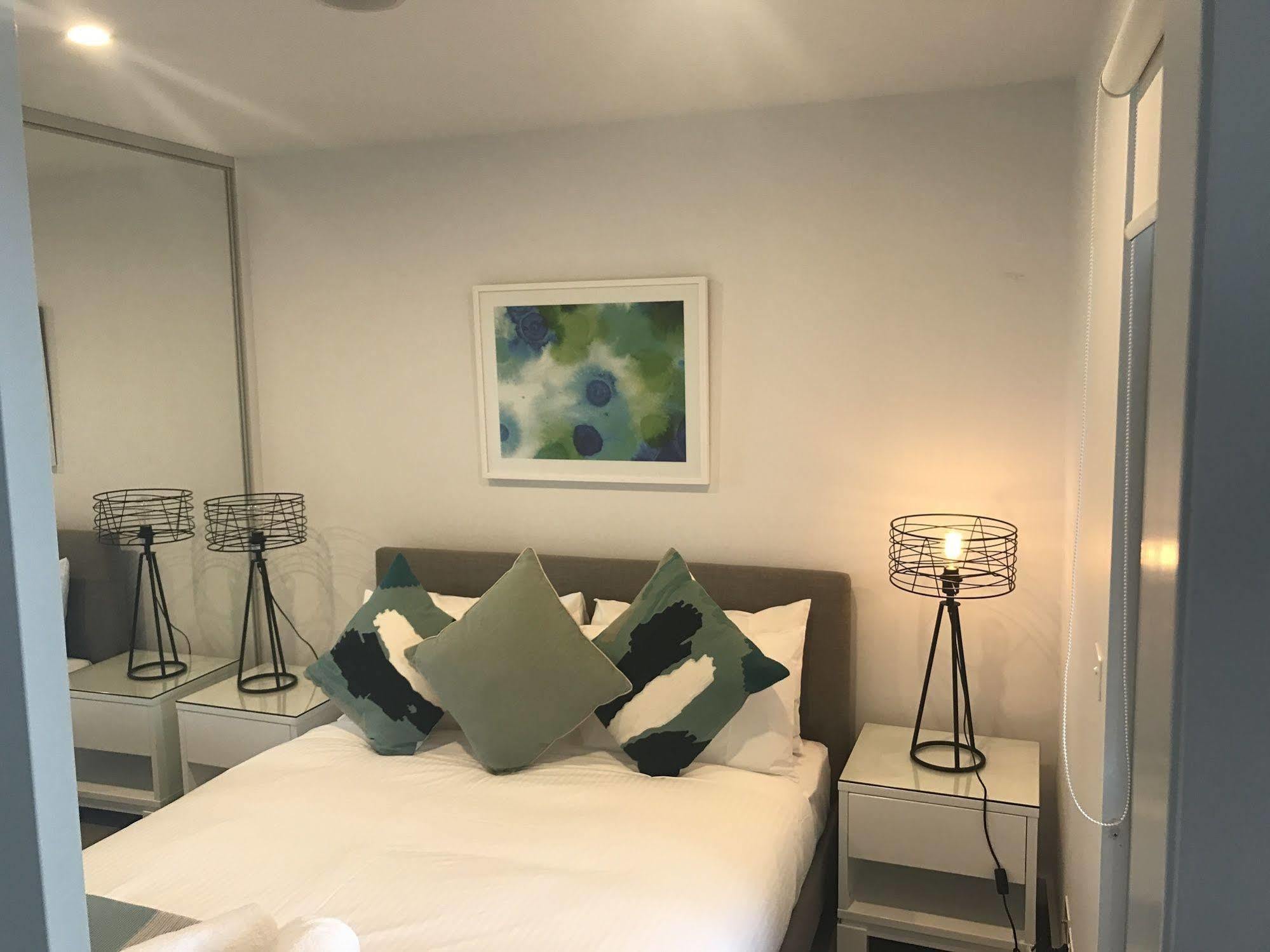 Serviced Apartments Melbourne - Platinum Esterno foto