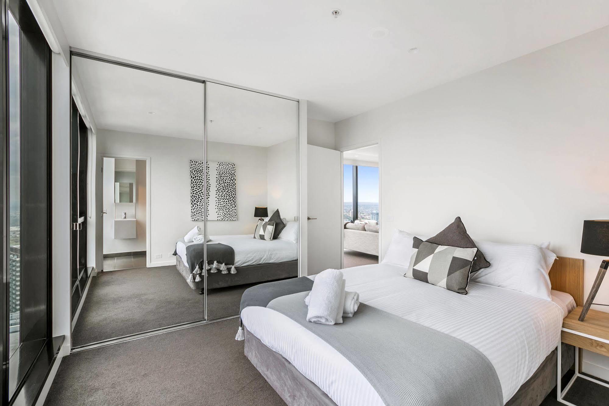 Serviced Apartments Melbourne - Platinum Esterno foto